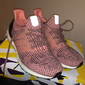 Women’s Pink ultra boost 3.0